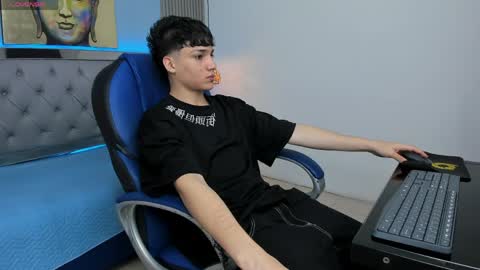 Sam online show from 04/30/26, 12:11