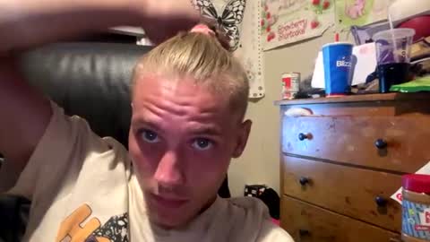 samdawg723718 online show from 07/26/26, 02:09