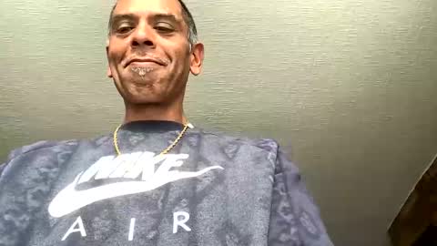 Snapshot of samegee chatting on 09/29/25, 02:33 samegee online show from 09/29/25, 02:33