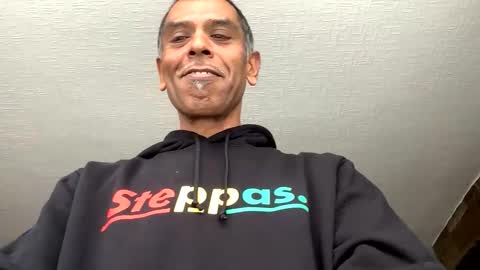 Snapshot of samegee chatting on 10/13/25, 03:01 samegee online show from 10/13/25, 03:01