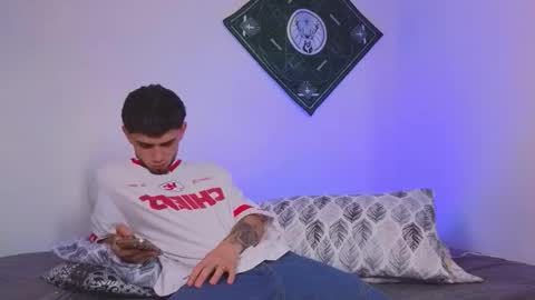 Snapshot of samevansx chatting on 09/20/25, 05:25 samevansx online show from 09/20/25, 05:25