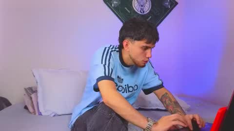 samevansx online show from 12/01/25, 06:35