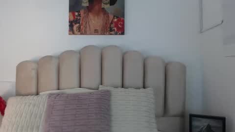 Snapshot of samgomez_ chatting on 11/06/25, 02:51 Samantha online show from 11/06/25, 02:51