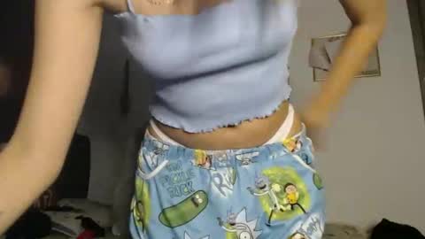 Snapshot of sami_and_gael chatting on 09/20/25, 02:12 Tami  Gael online show from 09/20/25, 02:12