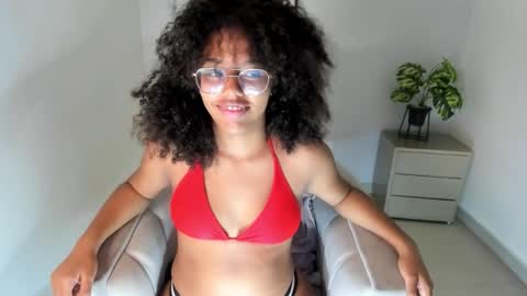 Samie Mury  online show from 11/08/25, 04:01