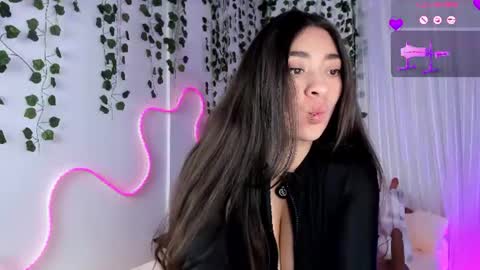 Samii Evans online show from 06/11/26, 04:32