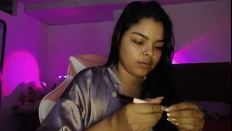 Snapshot of samirabunny_222 chatting on 04/27/26, 10:24 Danna dulce online show from 04/27/26, 10:24