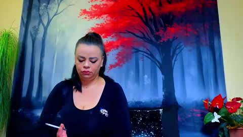 Snapshot of samiraevans chatting on 10/14/25, 09:37 online show from 10/14/25, 09:37