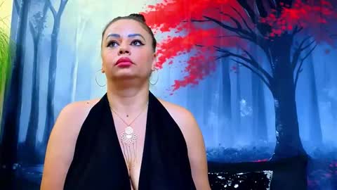 Snapshot of samiraevans chatting on 10/15/25, 10:32 online show from 10/15/25, 10:32