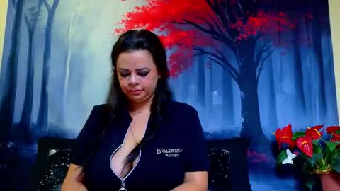 Snapshot of samiraevans chatting on 11/06/25, 11:37 online show from 11/06/25, 11:37