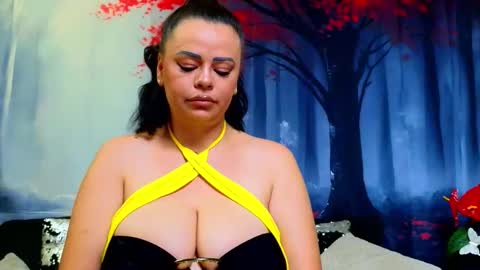 Snapshot of samiraevans chatting on 12/03/25, 12:18 online show from 12/03/25, 12:18