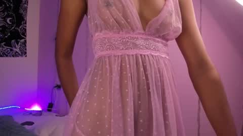 samirose_ online show from 02/23/26, 11:46
