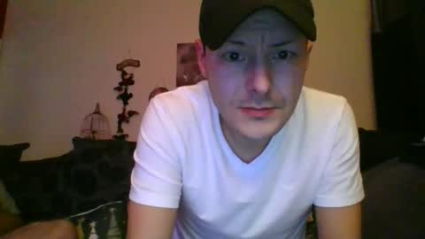 sexy lad looking for fun online show from 01/01/25, 06:16