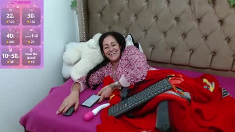 Samantha online show from 12/28/24, 07:33