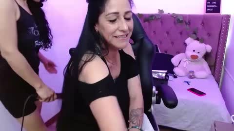 Snapshot of sammantha_sweet chatting on 02/20/25, 08:03 Samantha online show from 02/20/25, 08:03