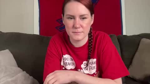 Snapshot of sammieplays chatting on 02/17/26, 06:25 Playful Sammie online show from 02/17/26, 06:25