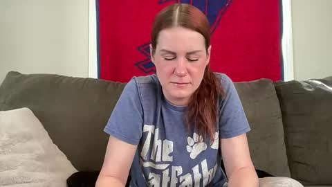 Snapshot of sammieplays chatting on 03/17/26, 04:32 Playful Sammie online show from 03/17/26, 04:32