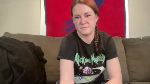 Snapshot of sammieplays chatting on 04/22/26, 04:30 Playful Sammie online show from 04/22/26, 04:30