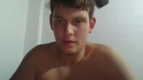 Snapshot of sammmbooker chatting on 11/05/25, 10:32 sammmbooker online show from 11/05/25, 10:32