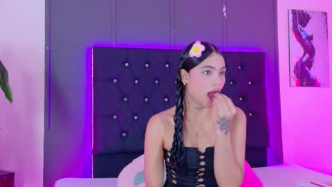 Snapshot of sammy__rose chatting on 11/24/25, 08:08 Sammy Rose online show from 11/24/25, 08:08