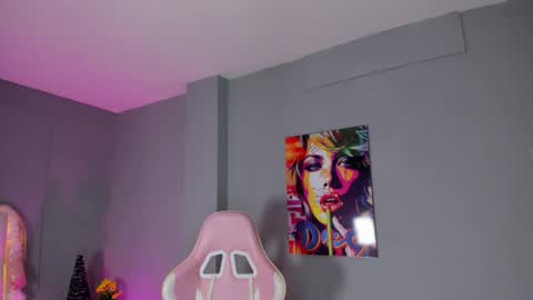 Snapshot of sammy__rose chatting on 12/14/25, 08:02 Sammy Rose online show from 12/14/25, 08:02