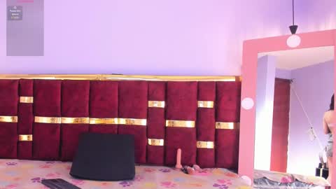 Sammy fox18 online show from 10/24/25, 07:43