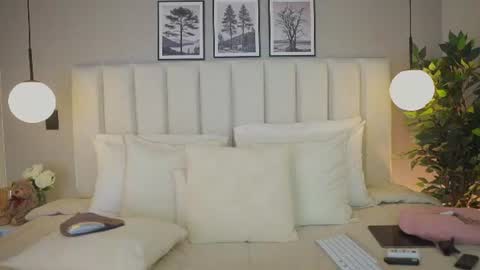 Ana online show from 06/26/26, 01:32