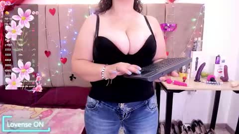 Snapshot of sammy_mature_ chatting on 03/07/26, 02:08 Sammy online show from 03/07/26, 02:08