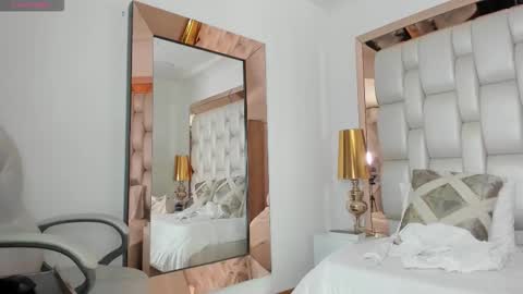 Snapshot of sammy_rios chatting on 10/21/25, 06:08 Sammy online show from 10/21/25, 06:08