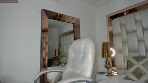 Snapshot of sammy_rios chatting on 10/28/25, 06:21 Sammy online show from 10/28/25, 06:21