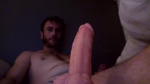 Snapshot of sammyd200 chatting on 10/14/25, 05:30 sammyd200 online show from 10/14/25, 05:30