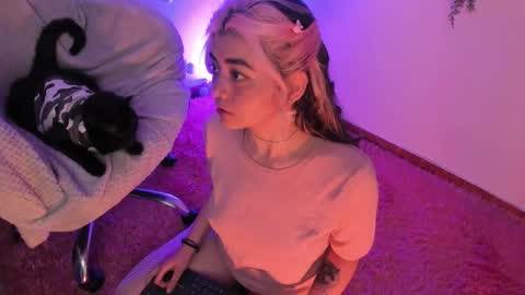   online show from 01/04/25, 04:12