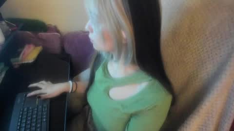  online show from 06/01/26, 08:05