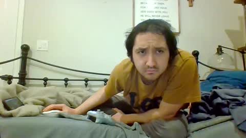 Snapshot of samplenini chatting on 02/25/25, 02:25 crazy runt online show from 02/25/25, 02:25