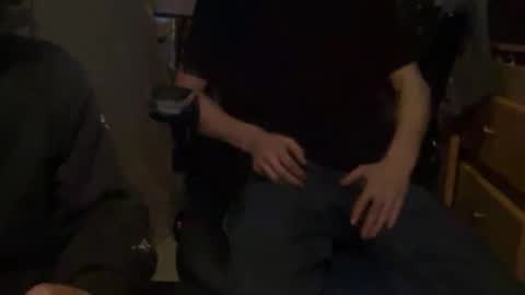 Snapshot of samtaylorfilms chatting on 12/15/25, 05:34 samtaylorfilms online show from 12/15/25, 05:34