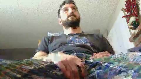 Snapshot of samthebully chatting on 12/23/25, 02:53 SamTheBully online show from 12/23/25, 02:53