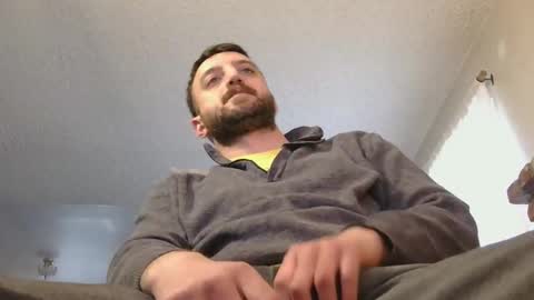 Snapshot of samthebully chatting on 02/11/26, 12:48 SamTheBully online show from 02/11/26, 12:48