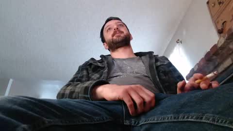 Snapshot of samthebully chatting on 05/05/26, 11:57 SamTheBully online show from 05/05/26, 11:57