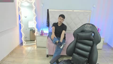 Snapshot of samu_tay chatting on 06/08/26, 03:29 samu_tay online show from 06/08/26, 03:29