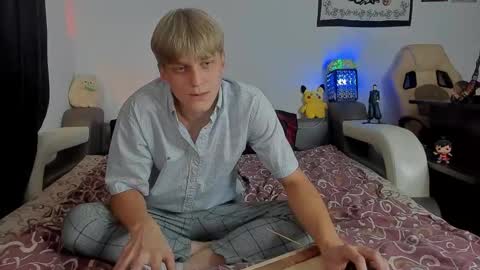 Sam online show from 09/18/25, 12:40