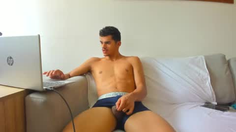 Snapshot of samuel_oby chatting on 07/15/26, 04:56 Samuel online show from 07/15/26, 04:56