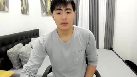 Snapshot of samuelangelo chatting on 09/30/25, 05:29 Sam online show from 09/30/25, 05:29