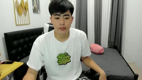Snapshot of samuelangelo chatting on 05/09/26, 07:02 Sam online show from 05/09/26, 07:02