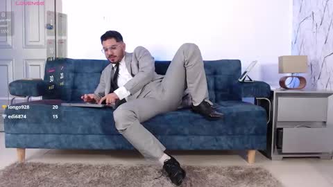 Snapshot of samuelcoopper chatting on 10/13/25, 02:50 Samuel Coopper online show from 10/13/25, 02:50