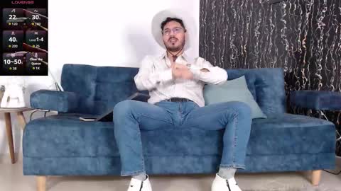 Snapshot of samuelcoopper chatting on 11/22/25, 02:16 Samuel Coopper online show from 11/22/25, 02:16