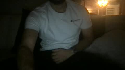 Snapshot of samwise2418 chatting on 12/15/24, 08:52 Sam W dick strip tease online show from 12/15/24, 08:52