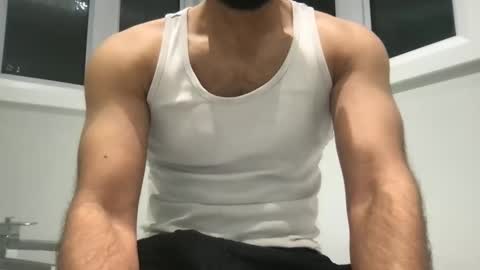 Snapshot of samwise2418 chatting on 12/27/24, 10:59 Sam W dick strip tease online show from 12/27/24, 10:59