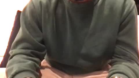 Snapshot of samwise2418 chatting on 11/09/25, 08:23 Sam W dick strip tease online show from 11/09/25, 08:23