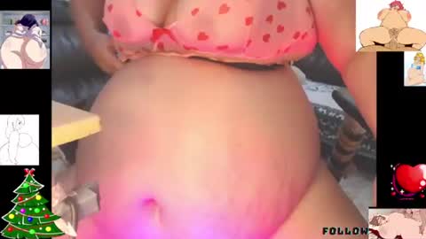 Snapshot of samy_belly32 chatting on 12/17/25, 06:36 loredy samantha online show from 12/17/25, 06:36