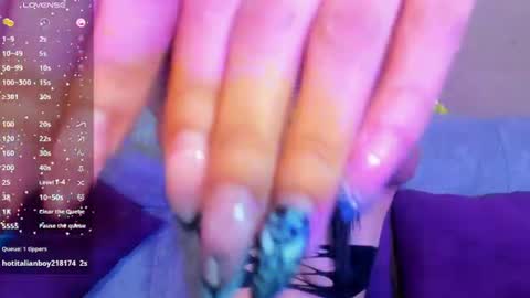 Laura mejia online show from 07/10/26, 01:25